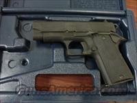 Llama MiniMax 45  Llama Pistols