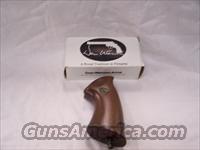 DAN WESSON 44MAG OEM NEW GRIPS  Dan Wesson Pistols/Revolvers > Revolvers