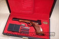 Browning Medalist 22 LR  Browning Pistols > Other Autos