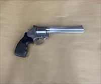 SMITH AND WESSON 686 PLUS REVOLVER .357 MAGNUM 