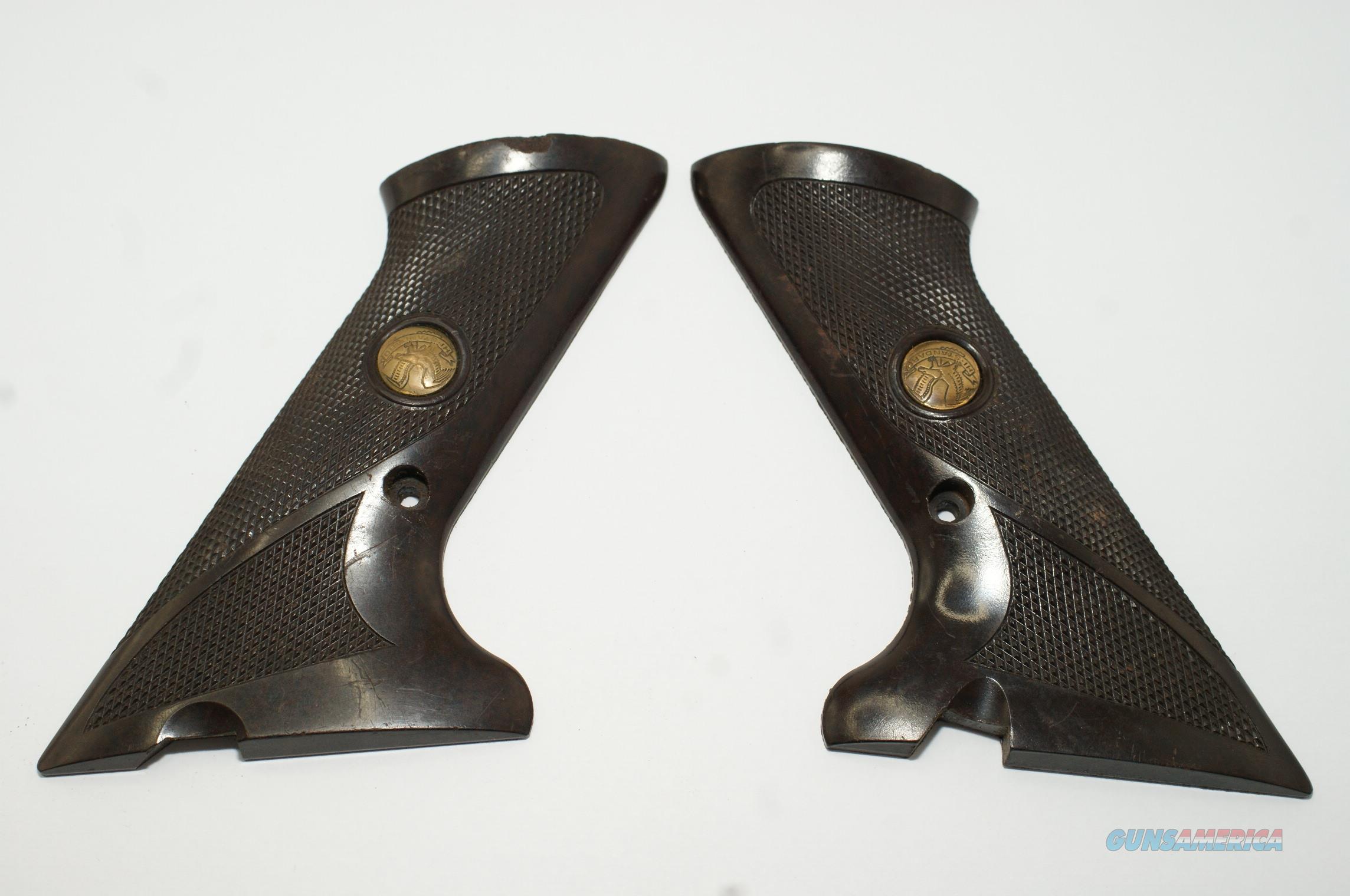 HIGH STANDARD AUTO PISTOL GRIPS 102... for sale at