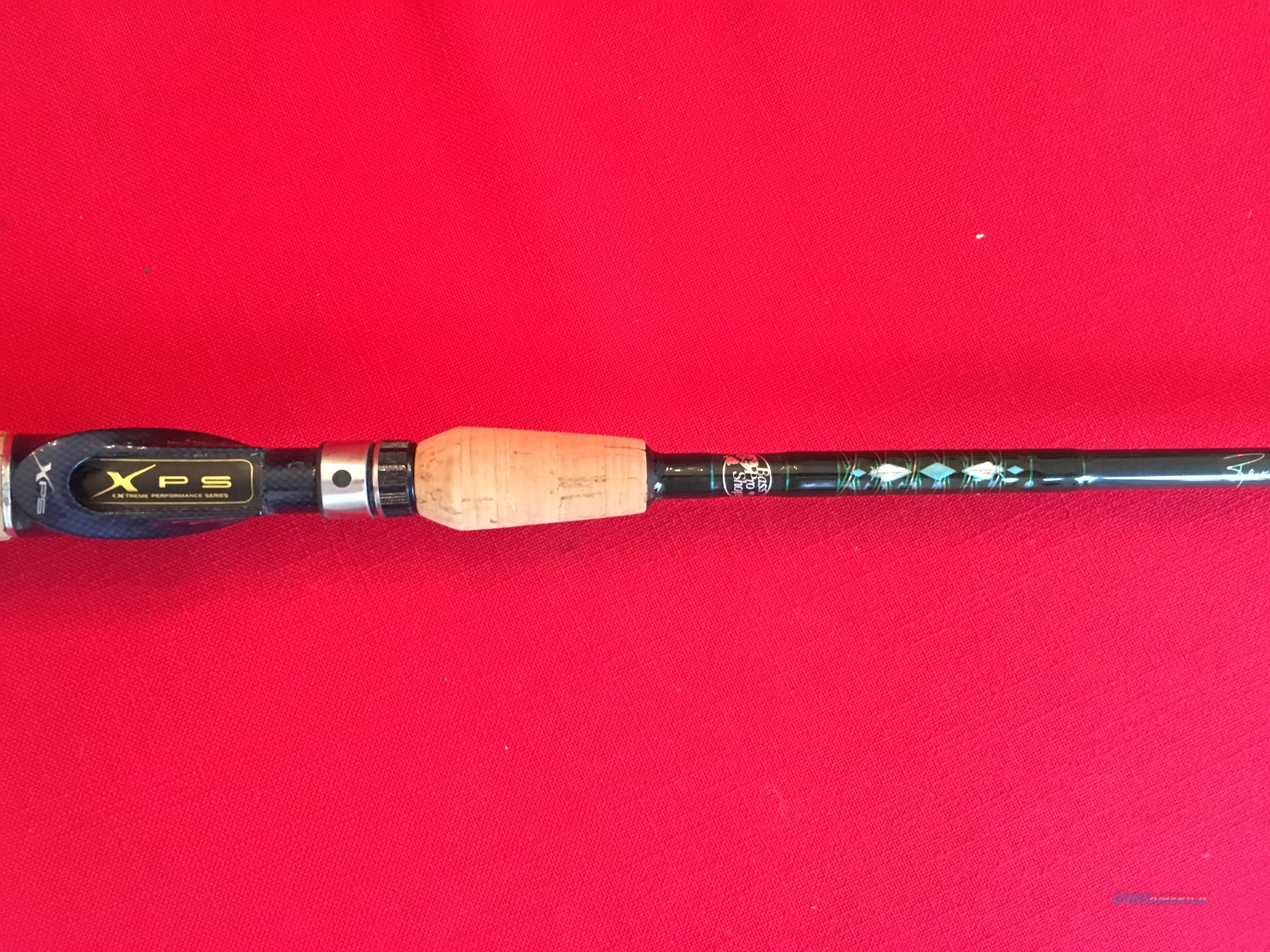 Rods Bass Pro Shops XPS Rick Clunn Signature Series IM8 Graphite 7