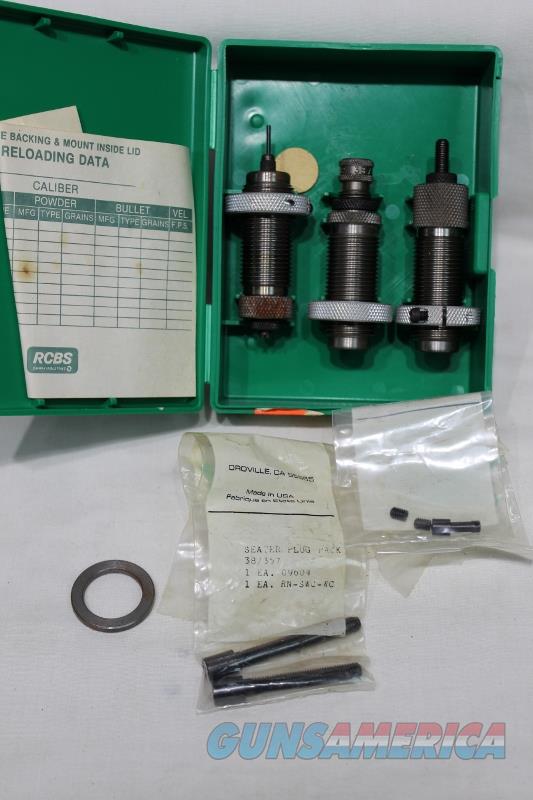 RCBS 38 Special / .357 Magnum 3-Die Reloading Set With Decapping Unit - View #9