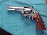 SMITH & WESSON EARLY 686 NO-DASH 4"