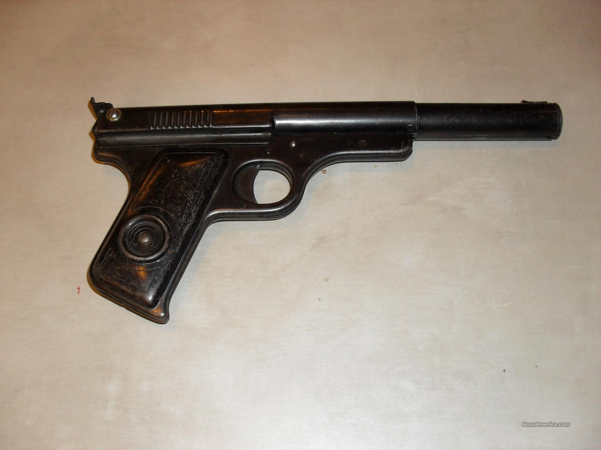 /UserImages/136135/941498634 3297575.jpg. Description: Daisy Targeteer  Model 118 ...