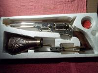 1851 Replica Colt Navy London Model
