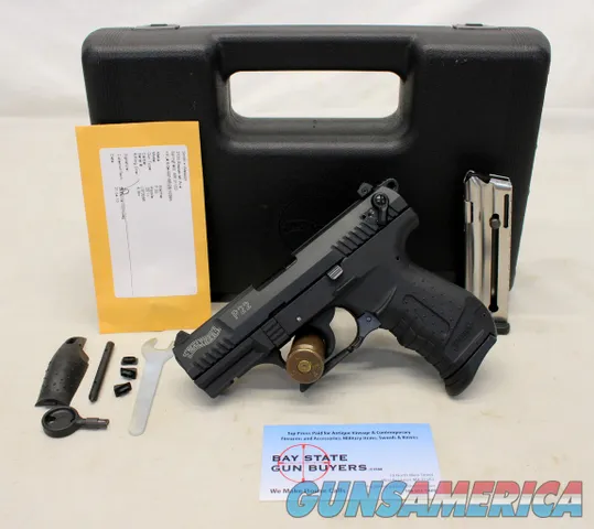 Walther P22 semi-automatic pistol .22LR EXCELLENT Box (2) Magazines