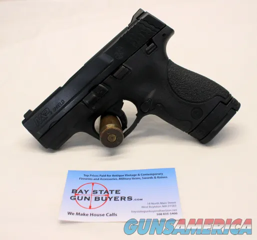Smith & Wesson M&P 9 SHIELD semi-automatic pistol ~ 9mm ~ 8rd Magazine