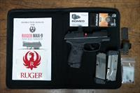 Ruger Max-9 9MM Centerfire Semi-Automatic pistol