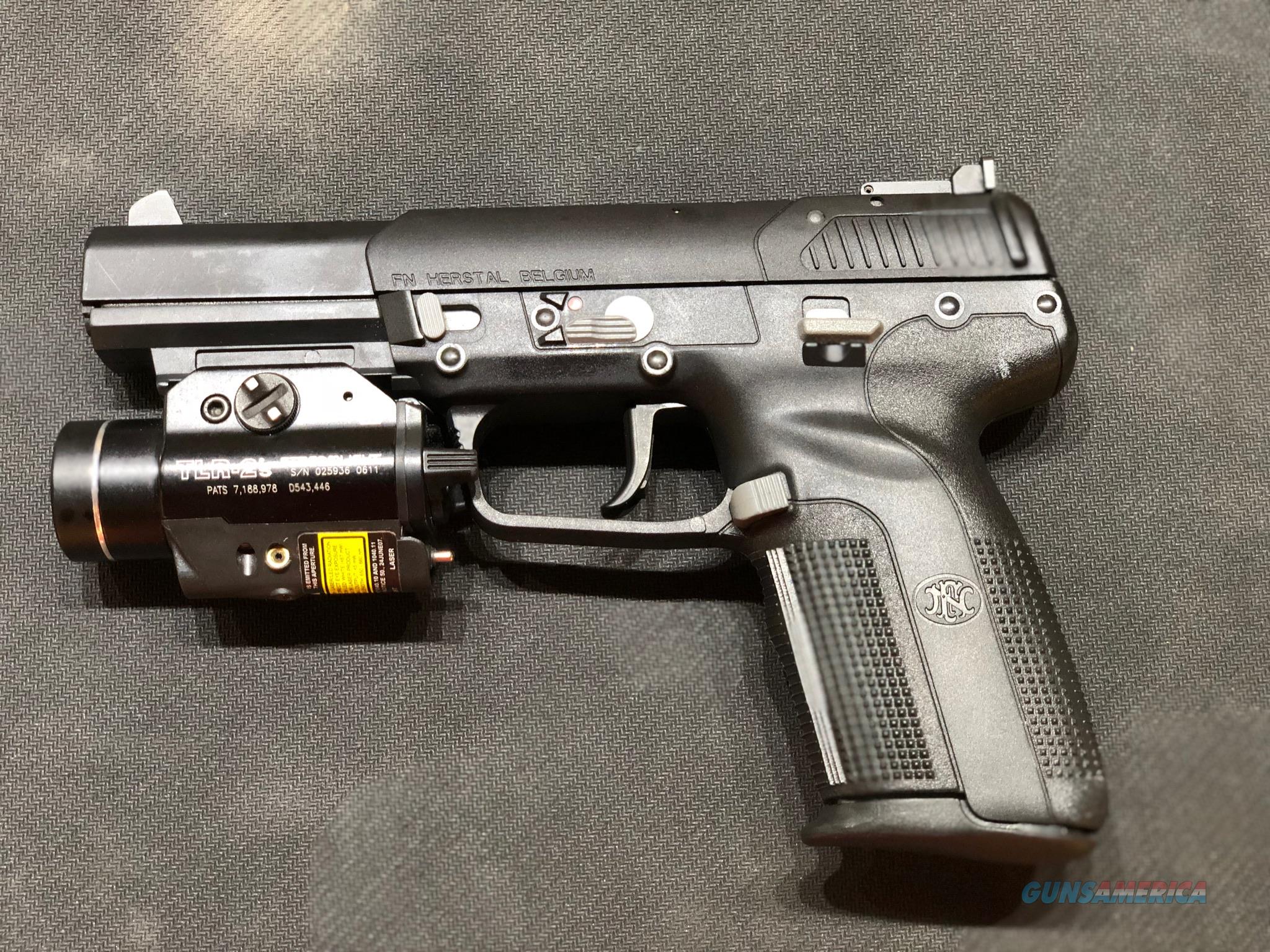 Five-seven mk3 mrd. Пистолет fn five-seven. Fn 57 пистолет. Five-seven 57. Пистолет 5,7 five-seven.