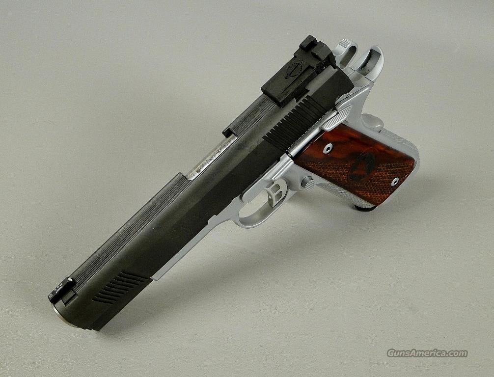 NIGHTHAWK 1911 Dominator in 40 S&W for sale at