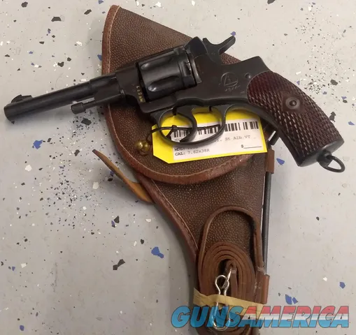 Nagant 1895 7.62x38R Revolver Mint Russia Izshevsk 