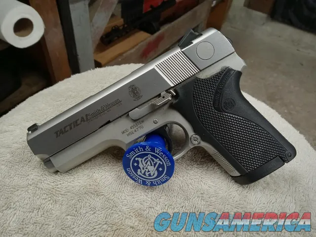 Smith & Wesson 4553TSW Lightweight Stainless .45 ACP model 