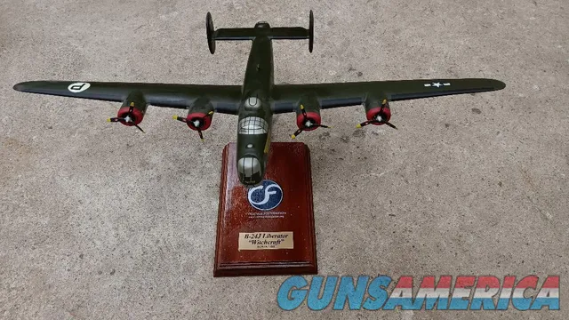 B-24J Liberator Scale 160 Wooden Model Collings Foundation