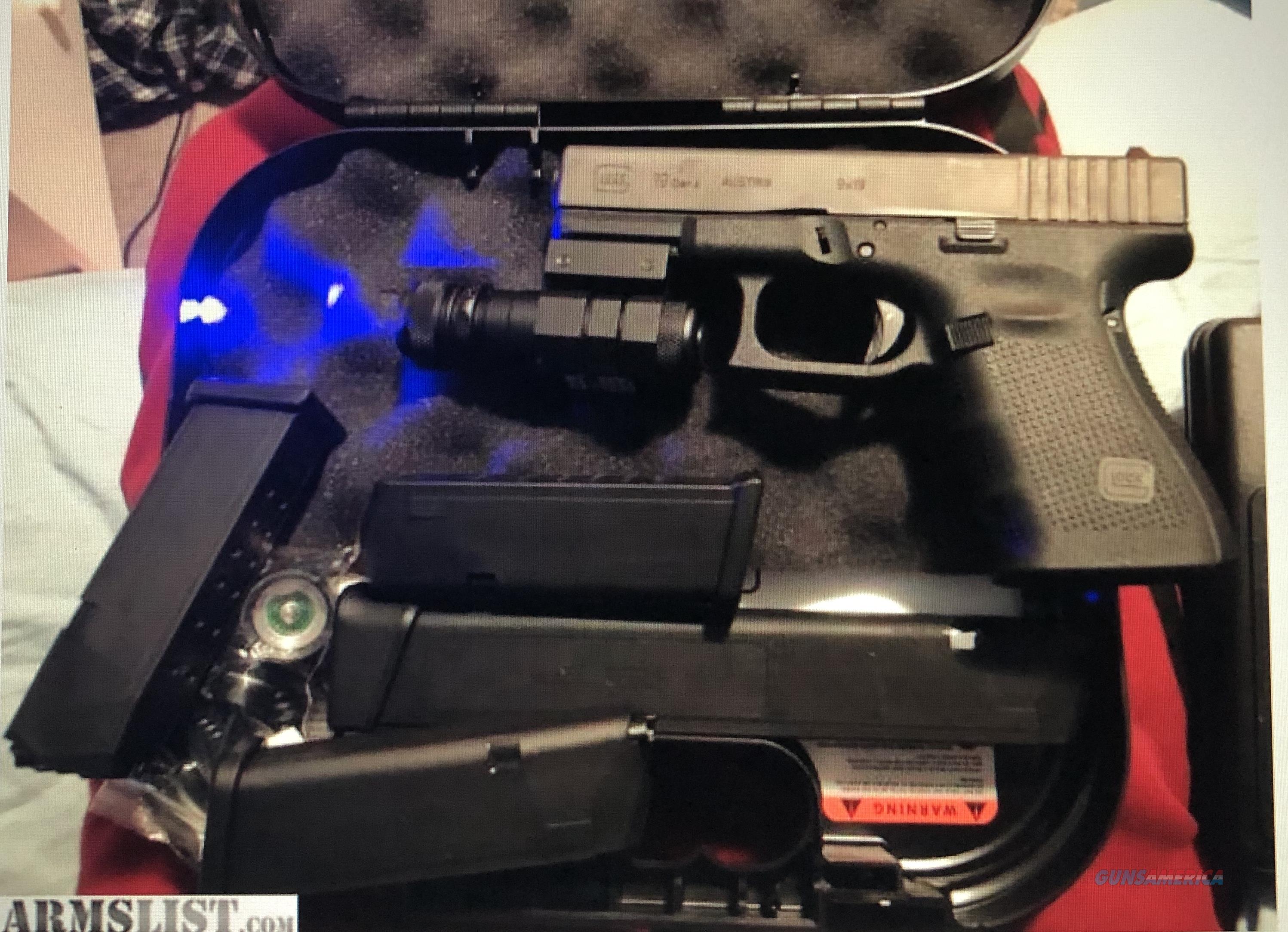 Glock 19 With Beam And Extended Clip New Images Beam