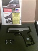 Kahr c 9 and accessories 