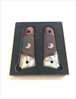 Premium 1911 Full Size Checkered Rosewood Grips Pearl Accent w/US Flag Medallions
