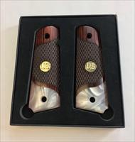Premium 1911 Full Size Checkered Rosewood Grips Pearl Accent w/Gold US Medallions