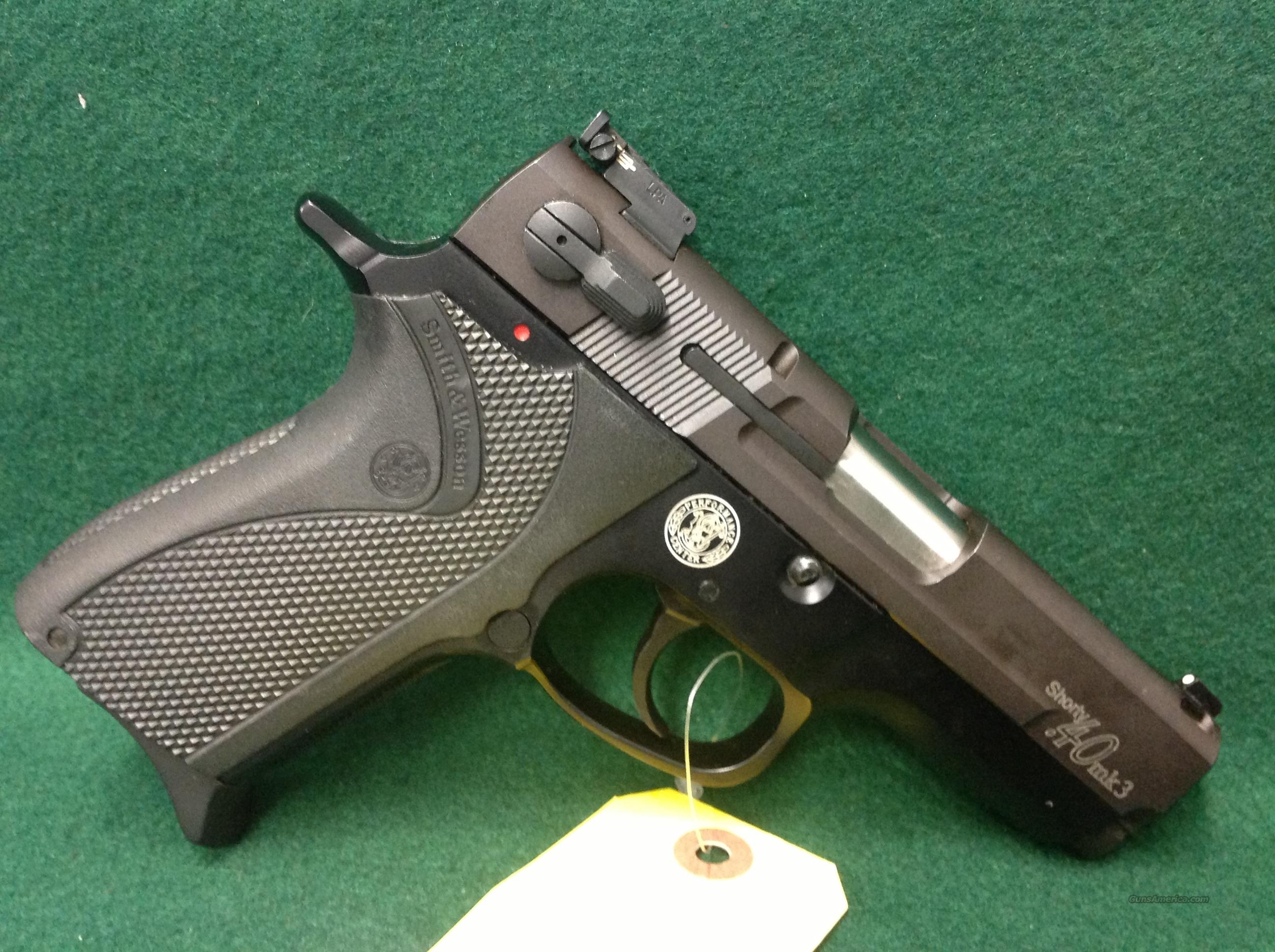 Smith & Wesson Shorty 40 for sale at 927805574