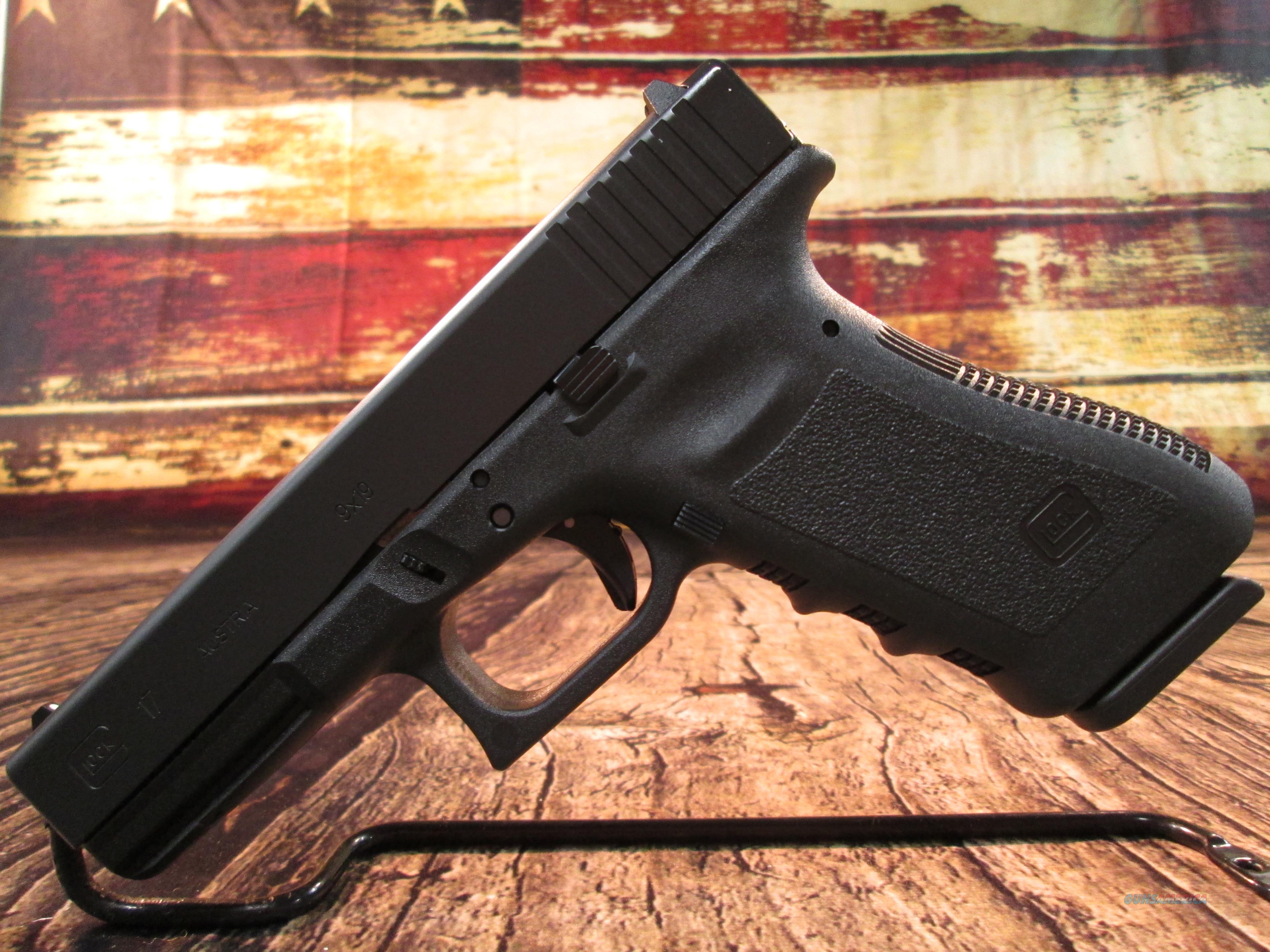 GLOCK 17 GEN 3 9MM NEW (PI1750203) for sale at 947047949