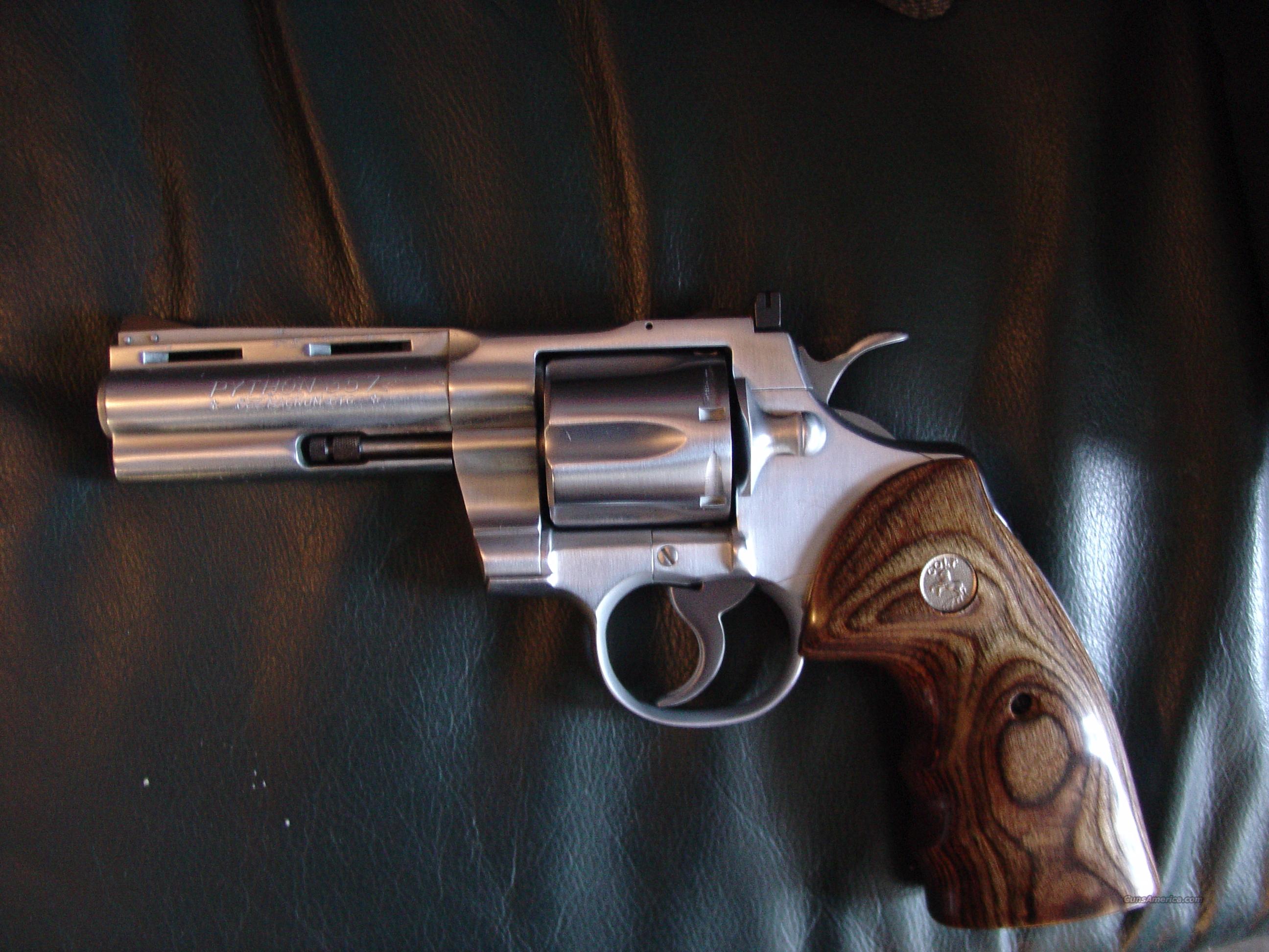 Colt Python,4