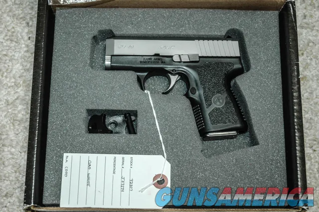 Kahr CM40 .40 S&W with 1 mag and box