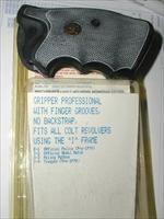COLT I FRAME GRIPPERS PACHMYRS  $ 29 DELIVERED TO YOUR DOOR