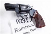 Colt .38 Detective Special 3rd Issue but early, 1971 production D1425 2 inch Blue & Walnut C&R CA OK