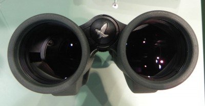 DSCN9417 There is no external laser emitter or receiver on the EL Range. The laser leaves one barrel and returns to the other to range objects as far as 1500 yards.