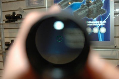 The green circle dot reticle on the Accushot.