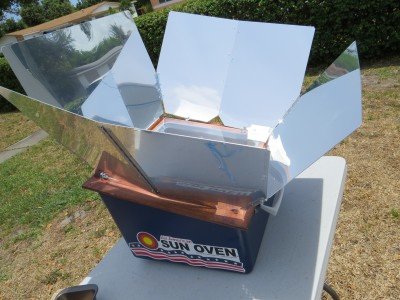 For such a specialized piece of survival gear The Sun Oven is surprisingly mature as a product. The whole thing folds up for easy carry and storage. 