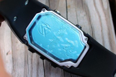 The Shotmaxx is waterproof and dustproof and can handle shock well.