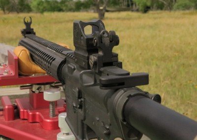 Shield CQS—A Good Red Dot Sight for SBRs The CQS features front and rear lenses, making it immune to rain.