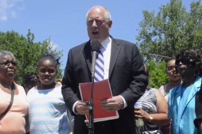 Illinois Gov. Pat Quinn was in Chicago, near the Morgan Park neighborhood, on Sunday advocating for tougher gun laws.  (Photo: Early & Often) 