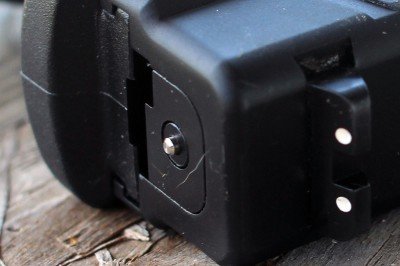 The striker status indicator is easily visible.