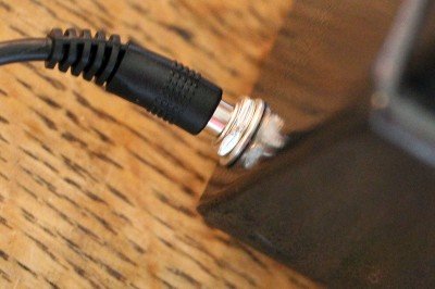 The AC power adapter plugs in easily.