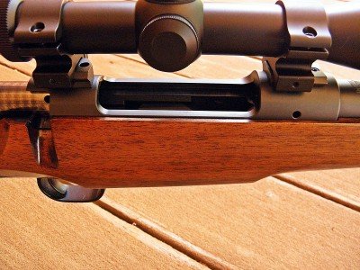 There’s plenty of room to load cartridges from the top through the large top opening.