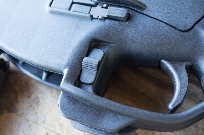 Beretta's ARX100: A Closer Look Levers on both sides of the trigger guard serve as bolt stop / bolt release controls.