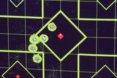 Here you can see point of aim. The laser here is seen in full daylight. 