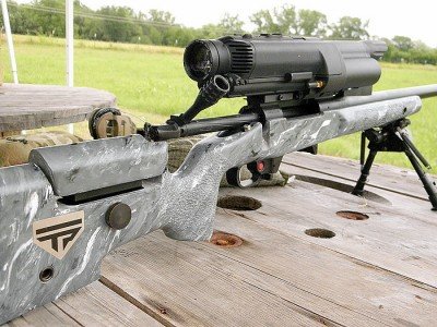 TrackingPoint Review - 70% First Hit Sniper Accuracy at 1,000 Yards! The TP 300H scope zooms from 6 to 30X.