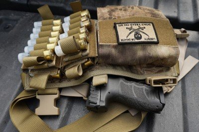 SOE Gear 12ga Micro-Rig The interior pocket can be used to hold a pistol or documents.