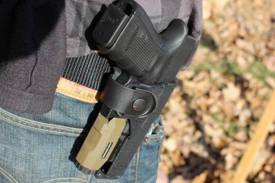 Fobus's Any Light Tactical Holster The Fobus Tactical holster has a wide cut out on the back side which leaves the rail on this GLOCK 19 open. You can wear any light or laser that will fit on this rail.