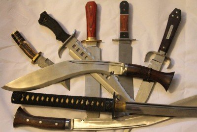 A fighting knife should be a big part of your bug out preparations. But it is pretty easy to slip into a knife addiction, so then the question becomes what do I carry.  
