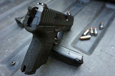 The gun comes with low profile 3 dot sights. 