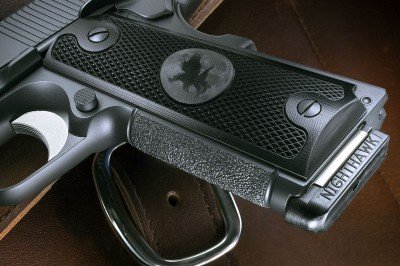 This rough front strap texture is cut into the steel by hand in a randomized process that produces a texture like 60 grit sand paper.