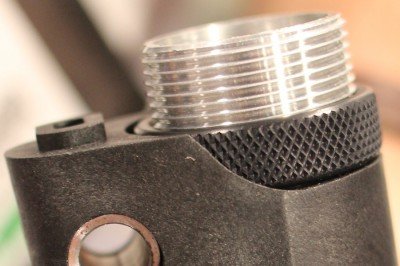 Threads for a receiver. 