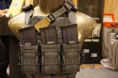The Micro Plate Carrier is small, which means it is lighter and easier to conceal.
