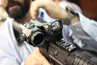 Leupold's New D-EVO Changes Everything--SHOT Show 2015 From this end it looks like a traditional pair, only the magnified optic is offset.