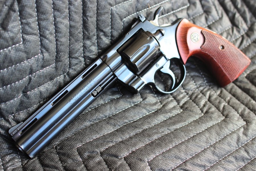 Shoot-out: Colt Python vs. Smith & Wesson 686
