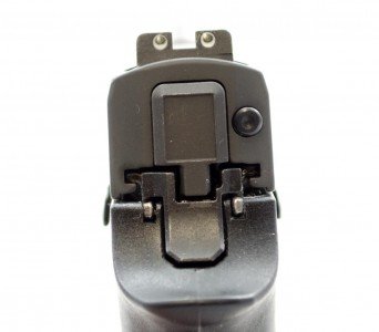 New Striker Pistol From Sig Sauer - P320 - Full Gun Review No hammer!